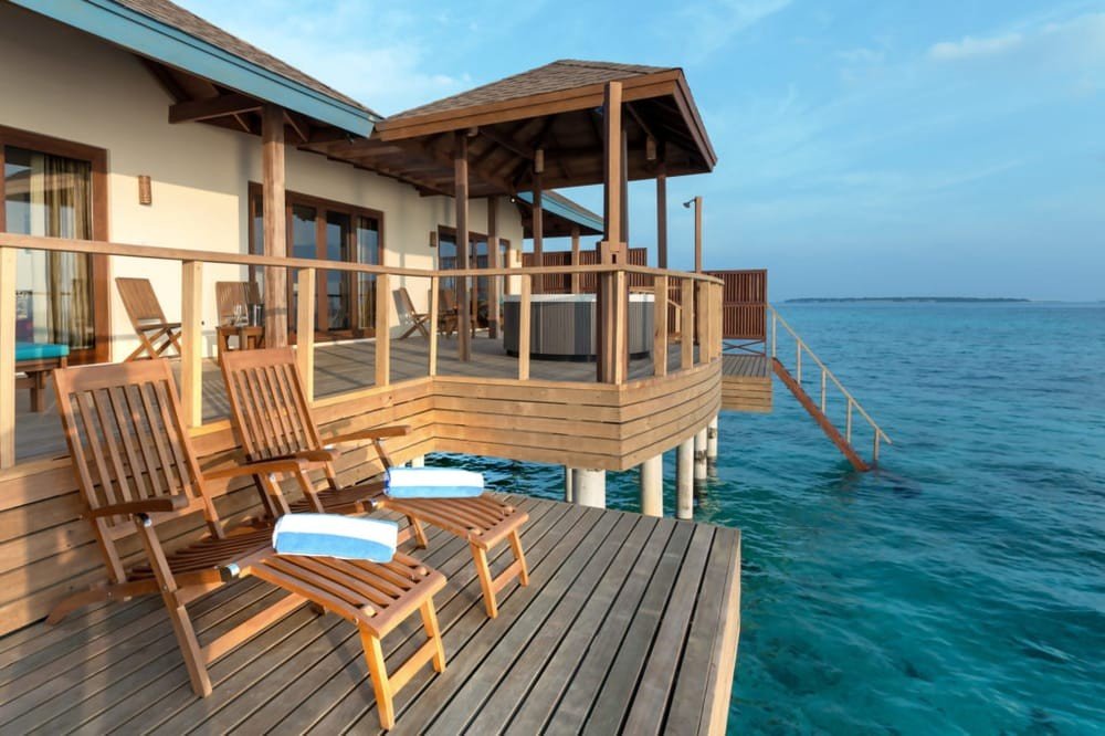 reethi faru resort water villa