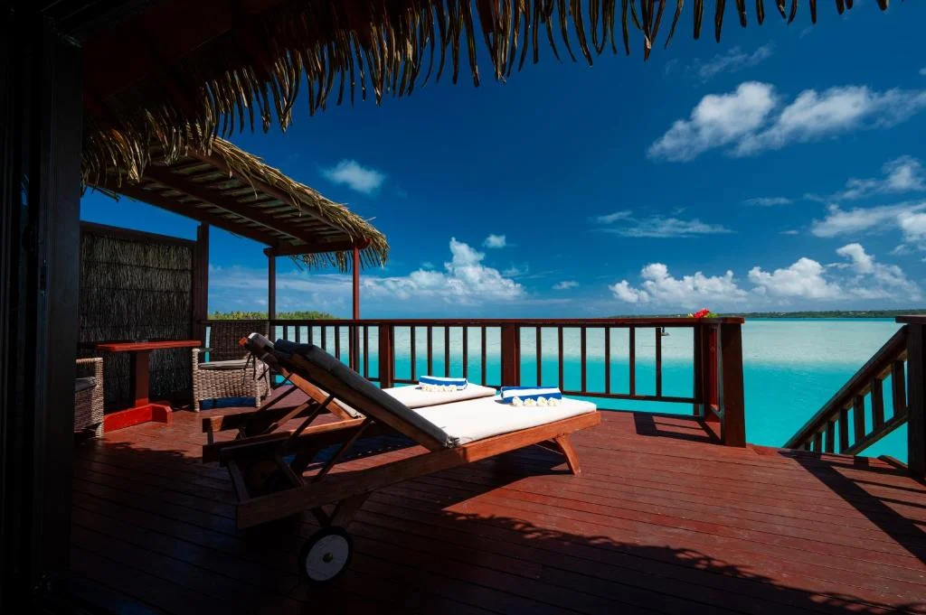 Aitutaki Lagoon Private Island Resort - Water Bungalows Deck