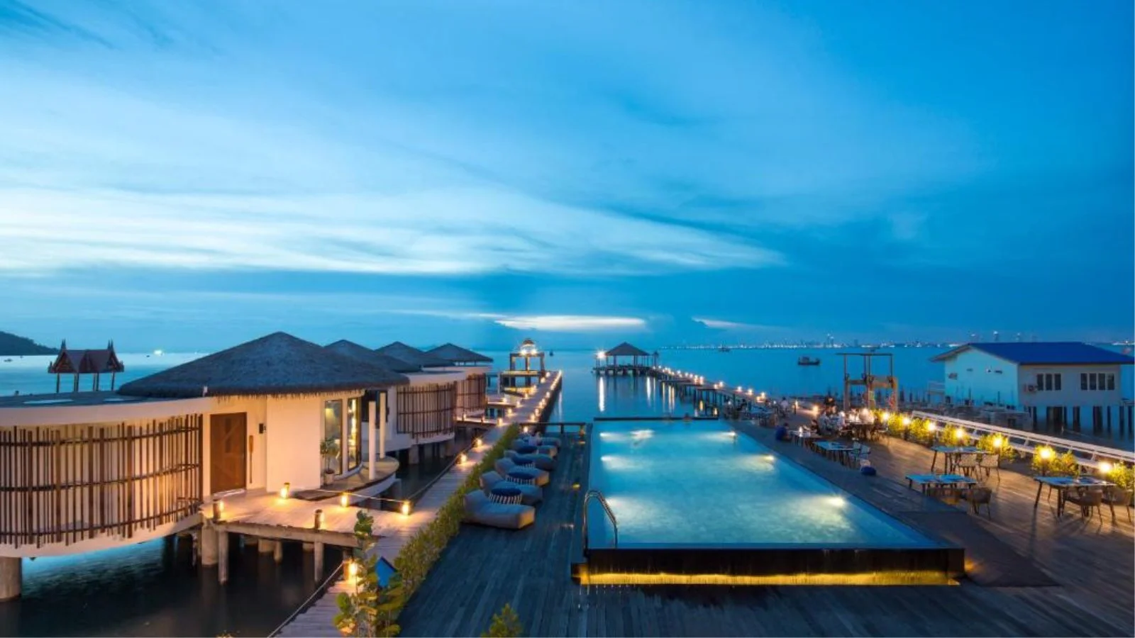 Water Bungalows in Kept Bangsaray Hotel Pattaya